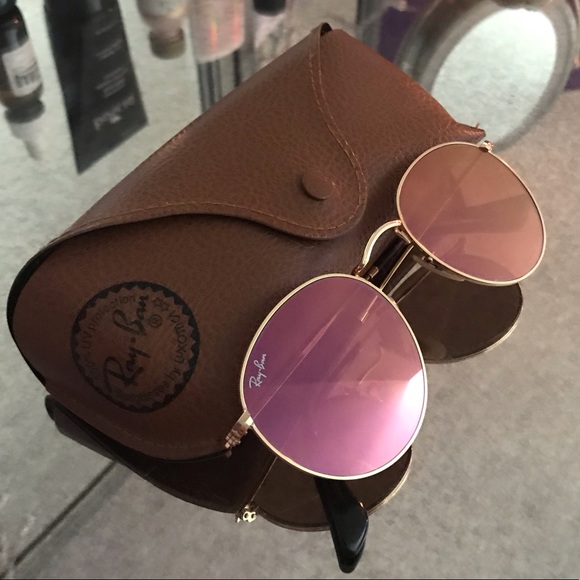 Ray-Ban Sunglasses - Picture 2 of 2